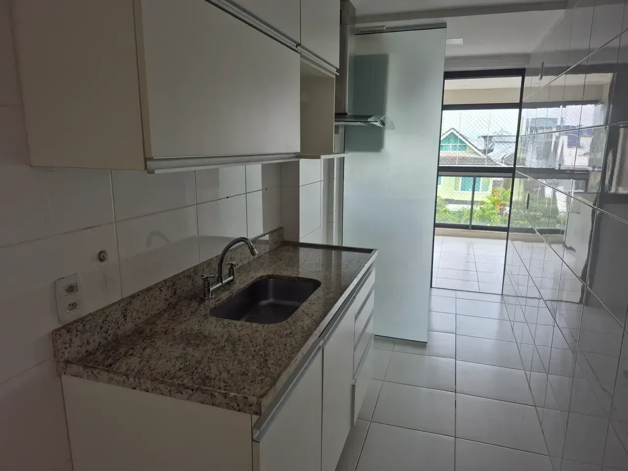 Apartamento sin amueblar con 4 dormitorios y 178 m² — photo 2