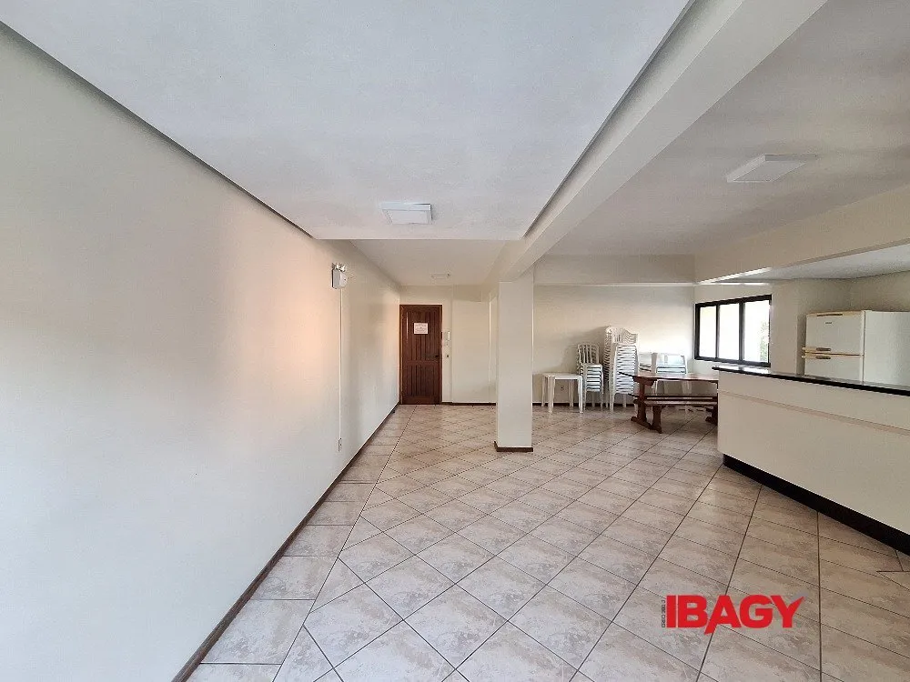 Furnished apartment with 2 bedrooms and 71 m² — photo 21