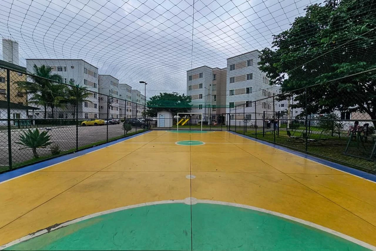 2-bedroom apartment in a building with a gym — photo 8