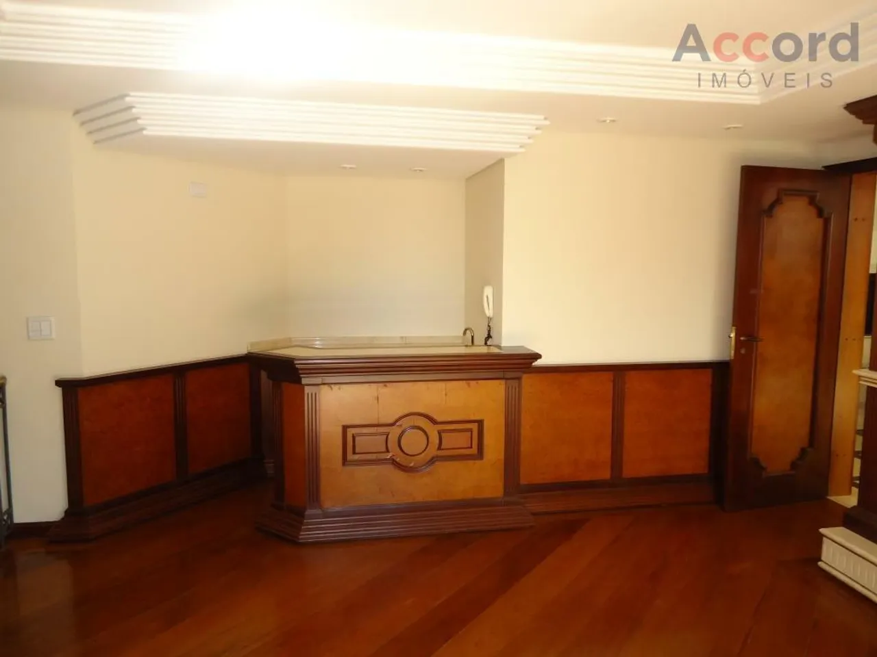 Top-floor apartment with 2 bedrooms and 4 bathrooms, 224 m² — photo 14