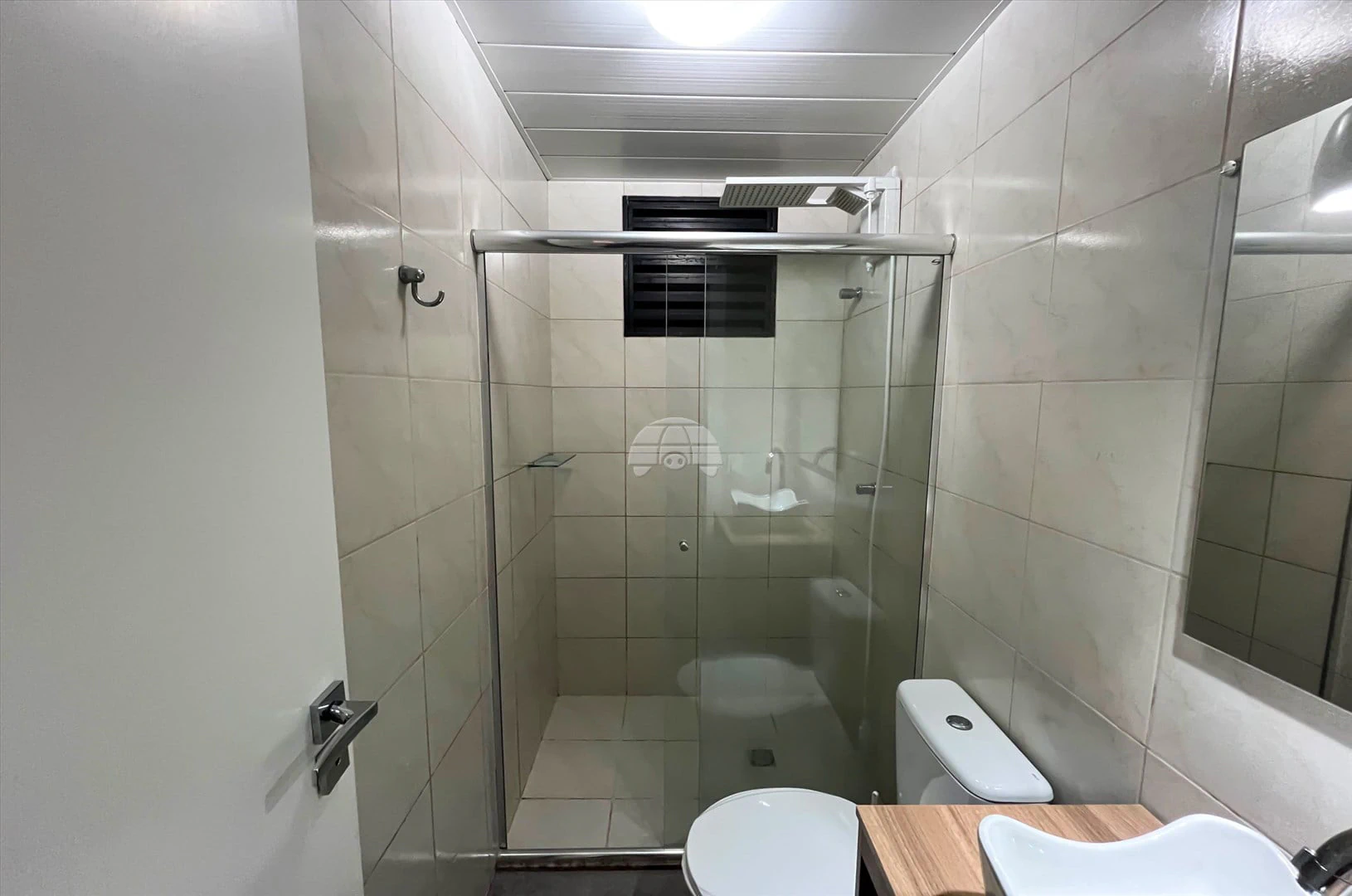 3-bedroom apartment with a washing machine — photo 18