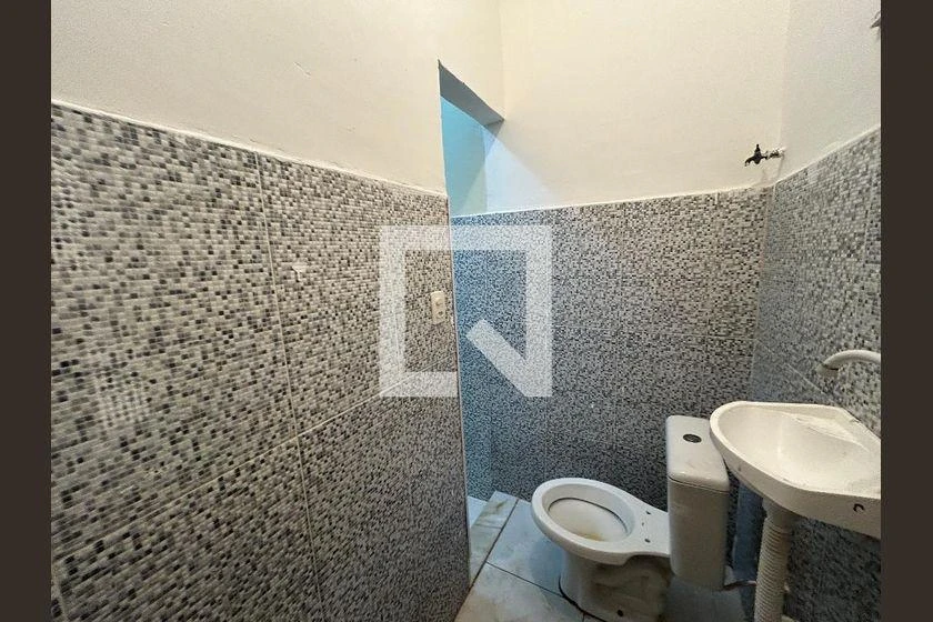 Apartamento de 1 dormitorio de 25 m² con ducha eléctrica — photo 11
