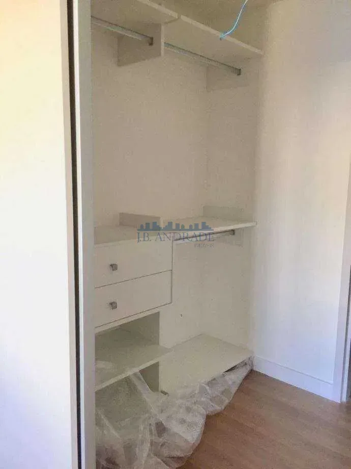 320 m² apartment with a walk-in closet and a mountain view — photo 16