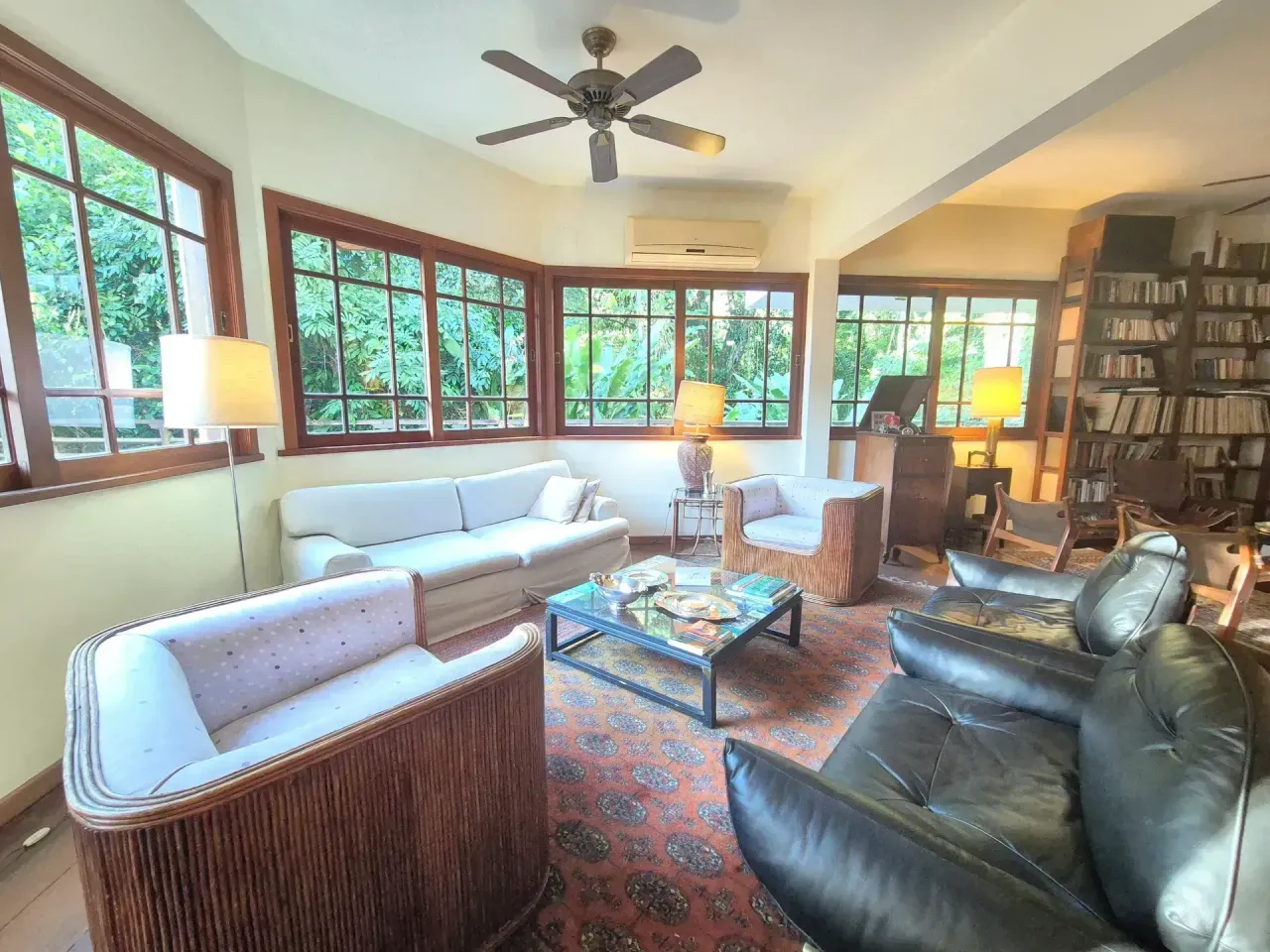 Furnished house with 5 bedrooms and 5 bathrooms — photo 8
