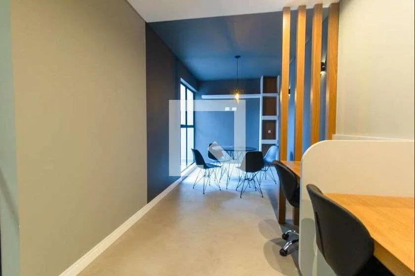 Apartamento amueblado de 1 dormitorio con cocina compacta, 22 m² — photo 21