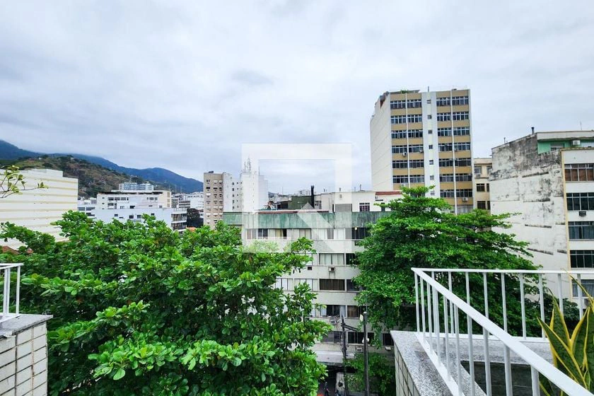 Duplex apartment for rent with 4 bedrooms and 360 m² — photo 2