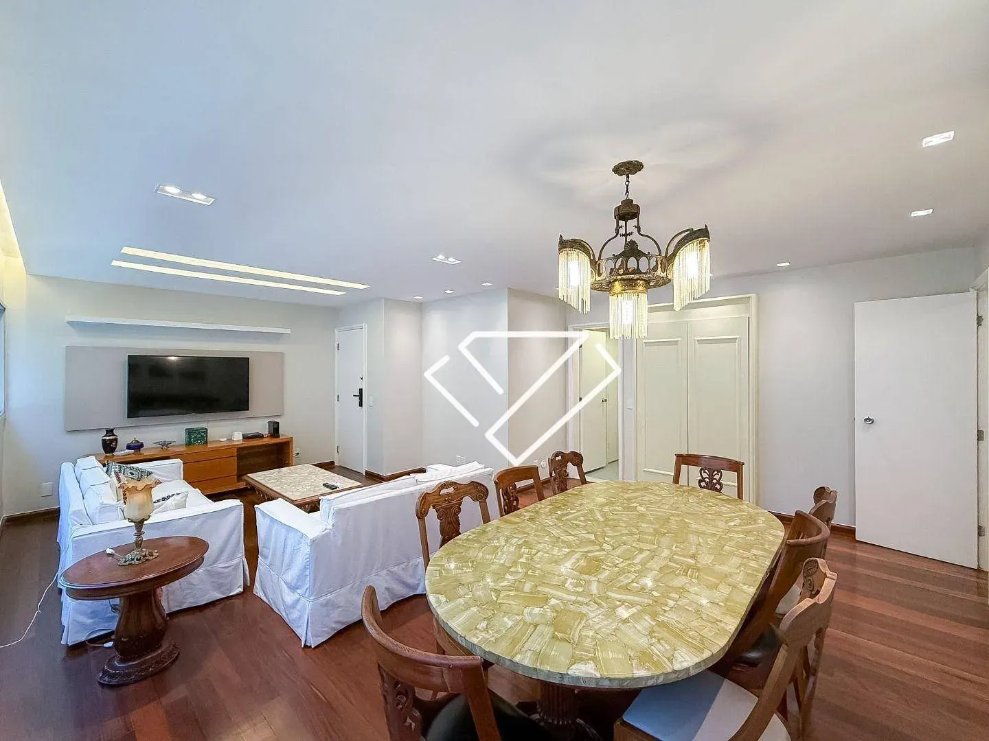 Apartment with 4 bedrooms and a separate gas kitchen — photo 5