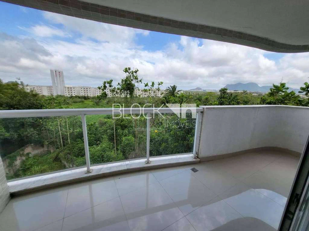 1-bedroom apartment with balcony and 49 m² — photo 25