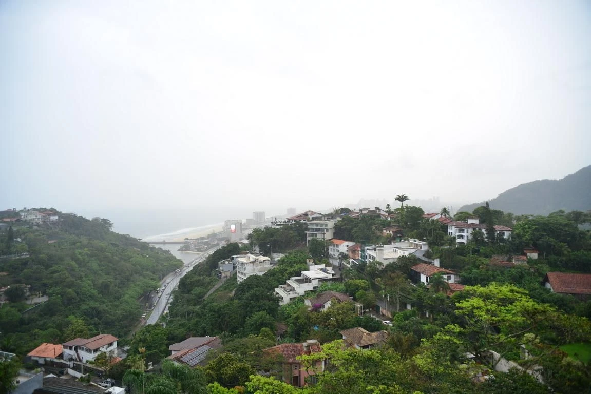 Furnished house, 700 m², with a jacuzzi — photo 2