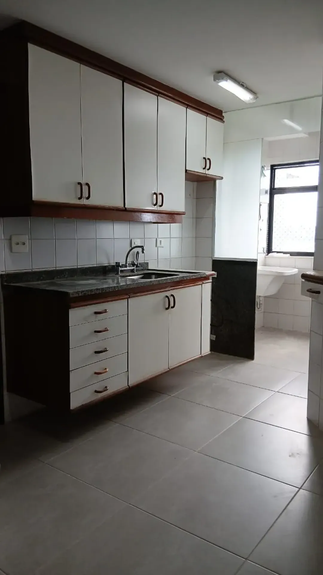 Вид на воду та 3 спальні: квартира 105 м² — photo 12
