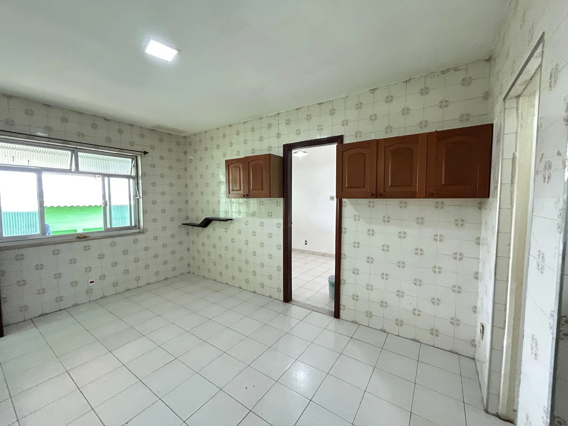 129 m² house with a grill on the balcony and a home office — photo 17