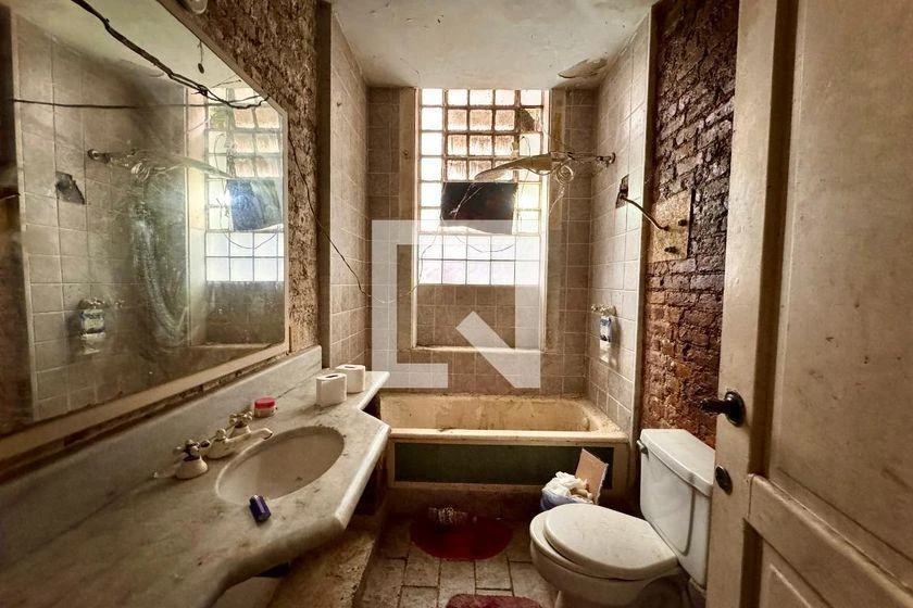 7-bedroom house with a bathtub in Rio de Janeiro — photo 7