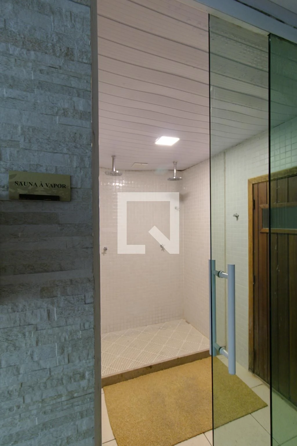 Mountain view in a 3-bedroom apartment, 107 m² — photo 23