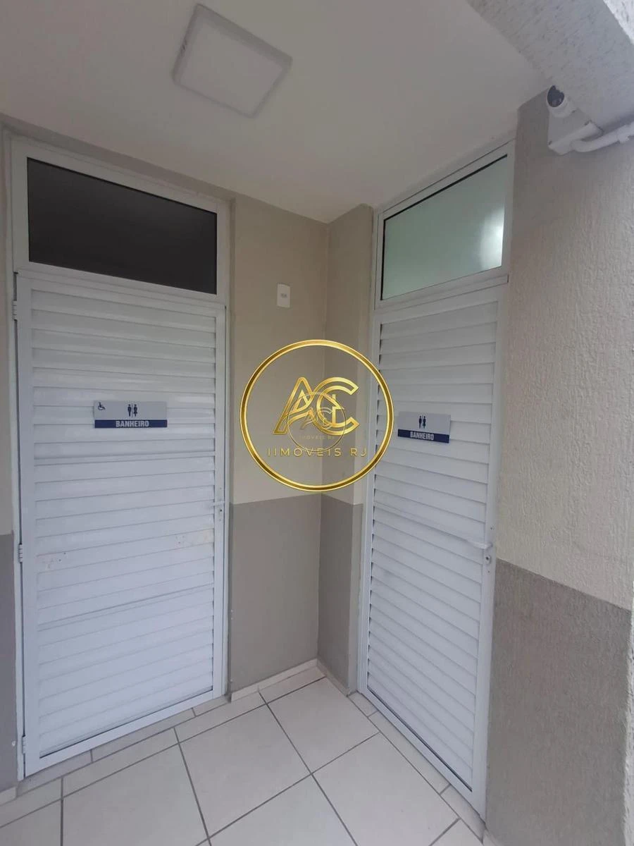 2-bedroom apartment in a building with a pool — photo 10