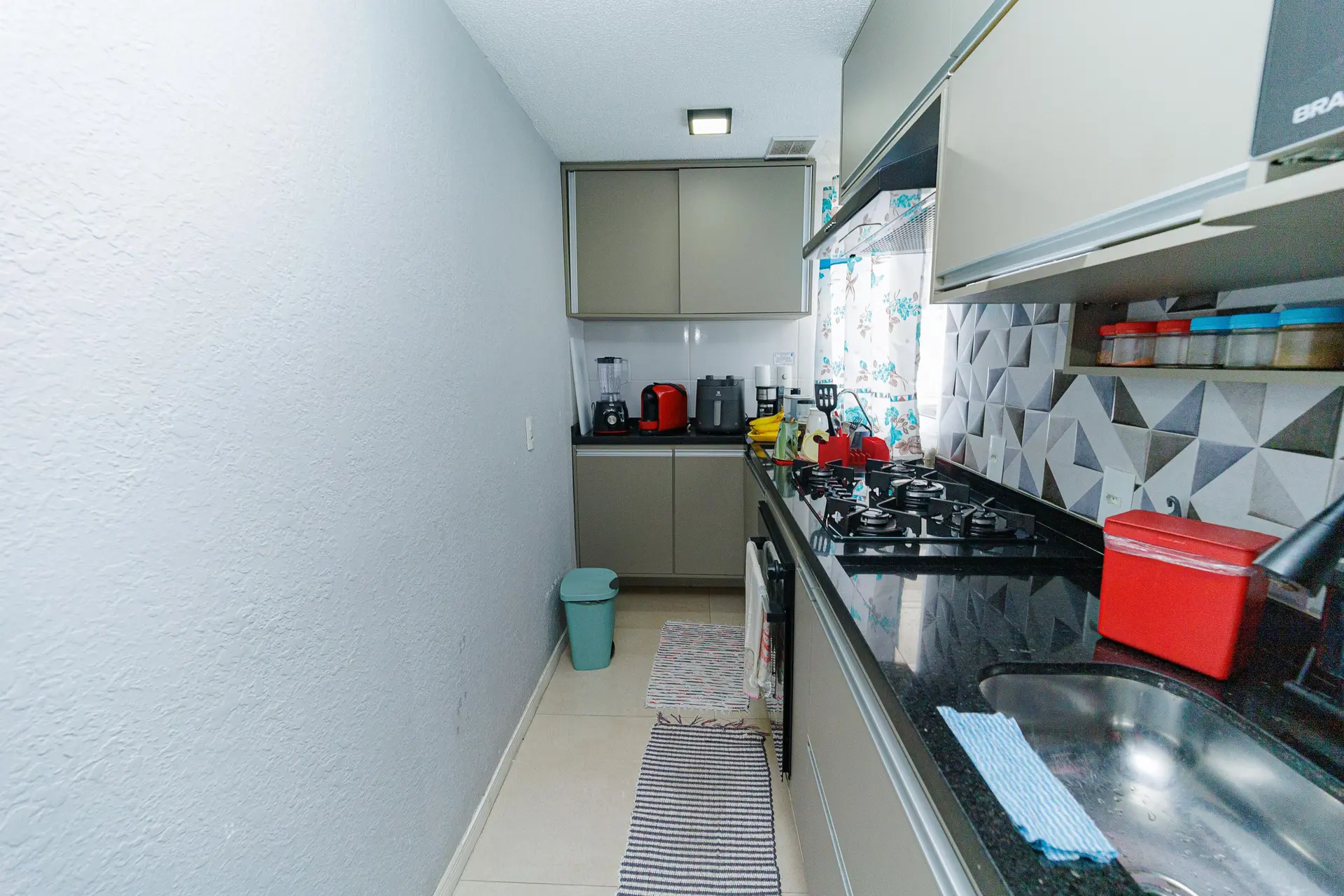 2-bedroom apartment in a building with a pool — photo 3