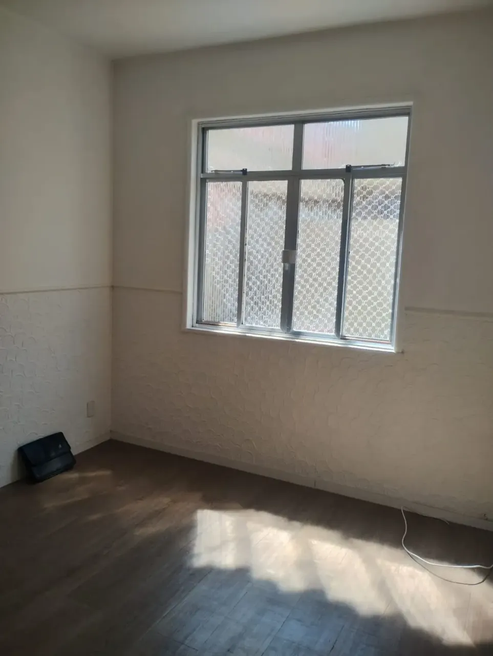 Unfurnished apartment with 2 bedrooms and a separate kitchen — photo 3