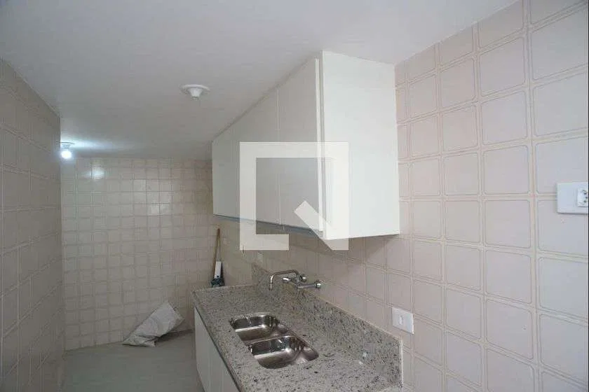 Apartment, 83 m², with wood or laminate floors — photo 29