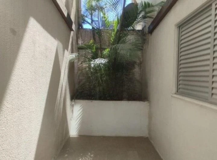 4-bedroom apartment with a closed kitchen and 1 parking — photo 8