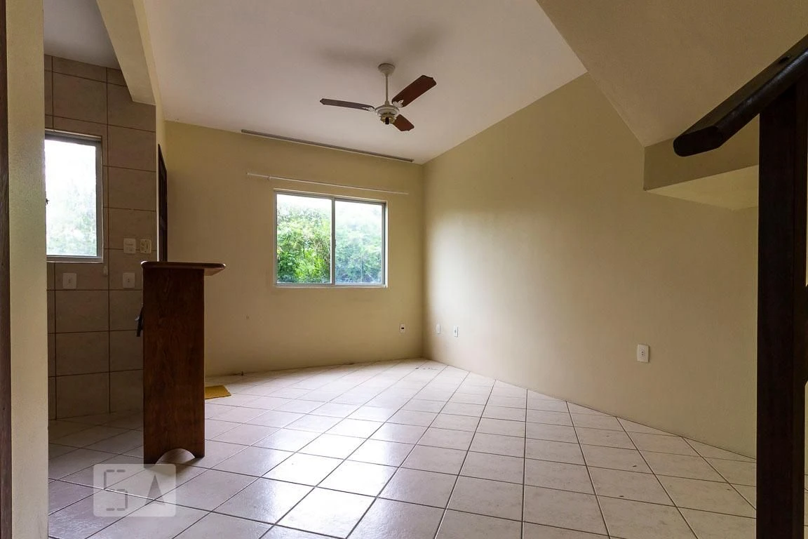 One-bedroom house with a garden in Florianópolis — photo 6