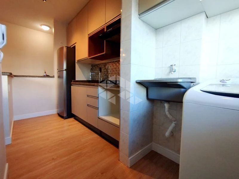 2-bedroom apartment with a washing machine in Florianópolis — photo 9