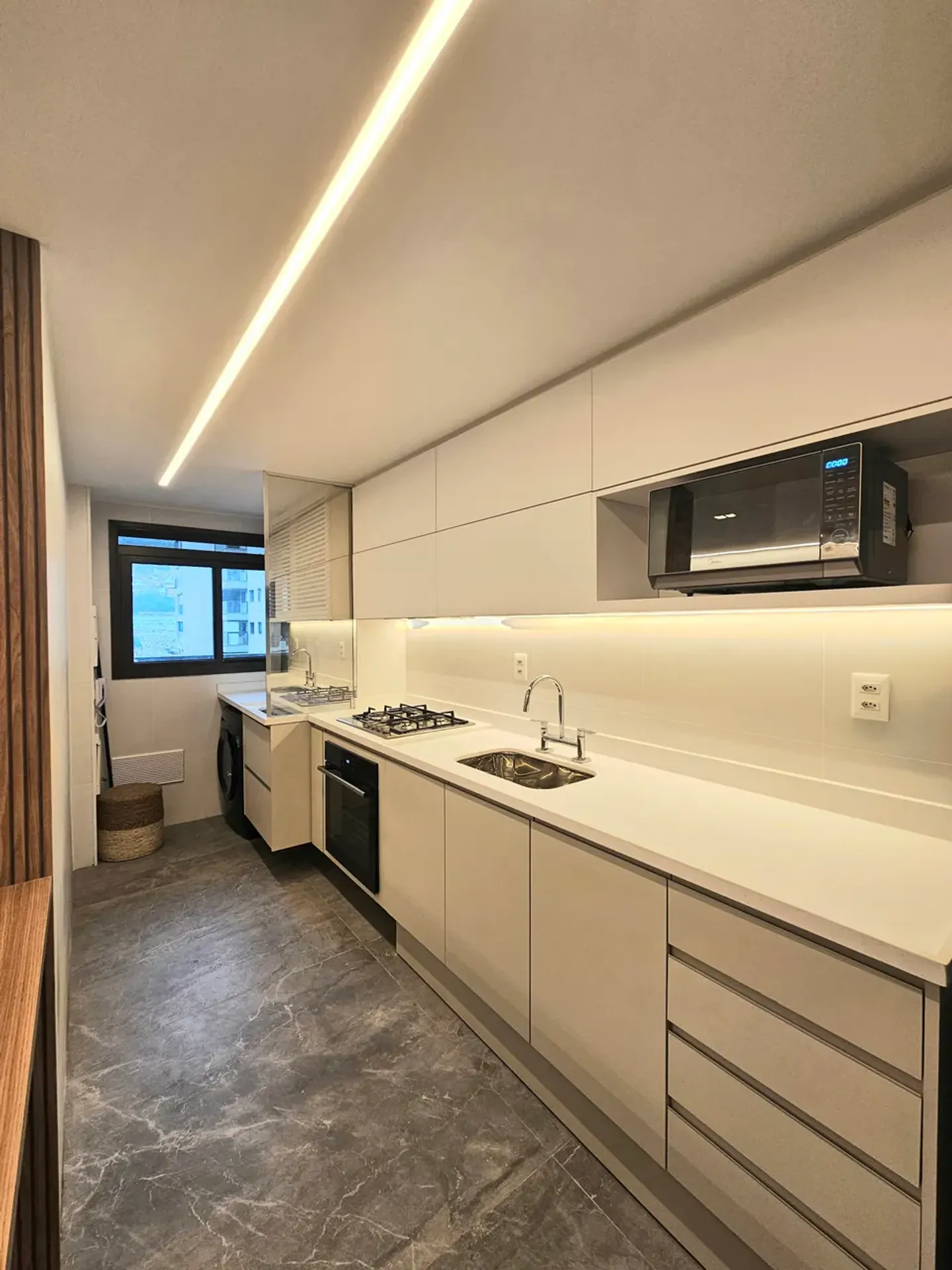 Apartment on the 5th floor with a private BBQ — photo 54