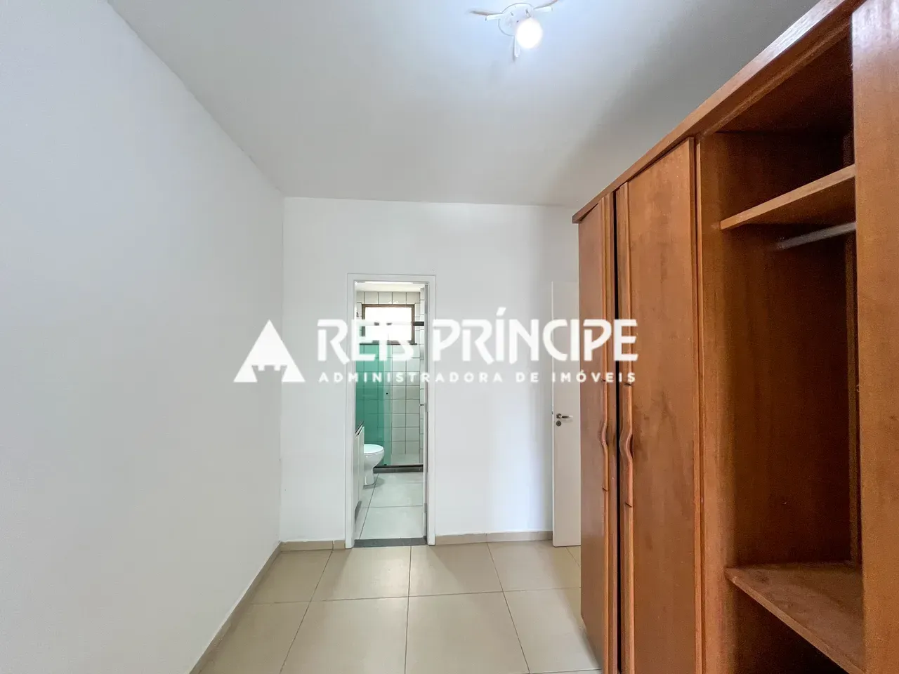 3-bedroom apartment with 3 bathrooms and 1 parking spot — photo 4