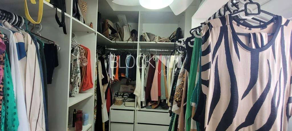 Furnished apartment with 3 bedrooms and 2 en-suites — photo 12