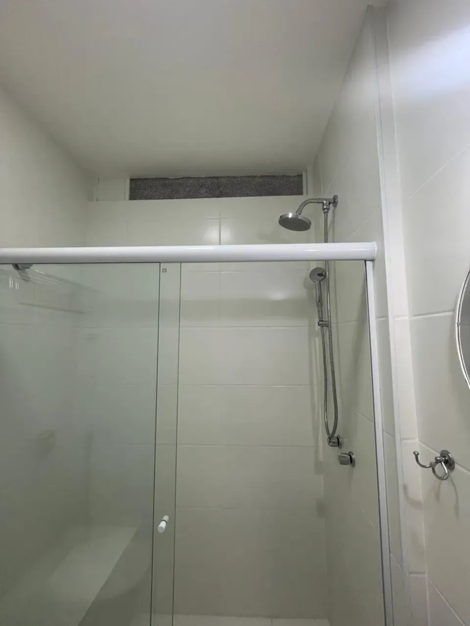 Unfurnished apartment with 2 bedrooms and 2 bathrooms — photo 16