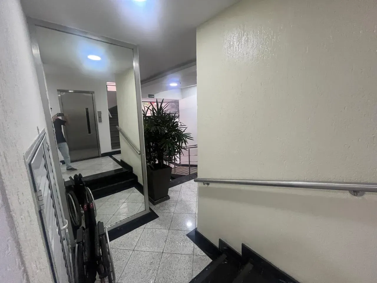 80 m² apartment with 2 bedrooms and a washing machine — photo 39