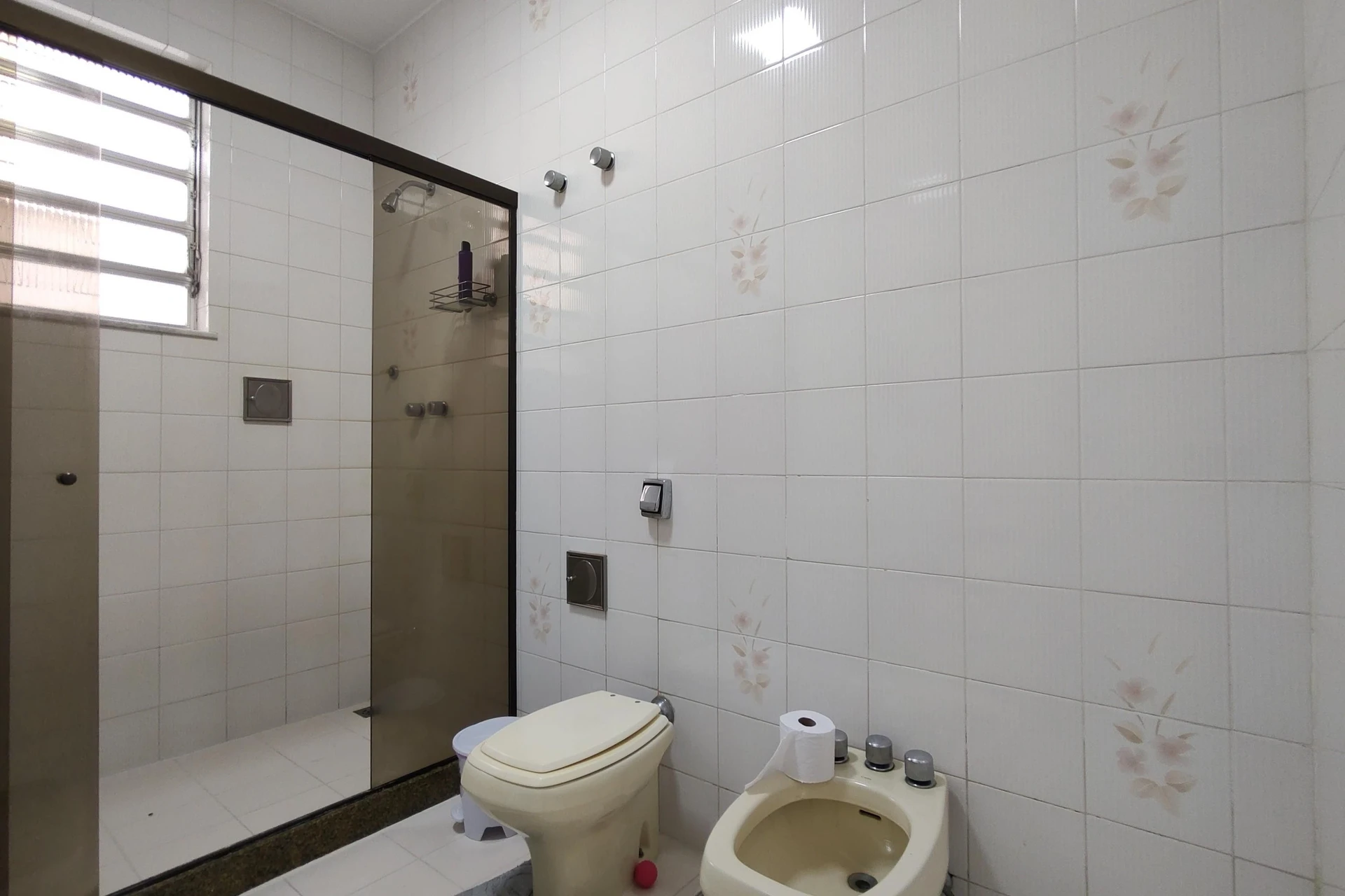 Jacuzzi y 3 dormitorios: casa de 742 m² — photo 68