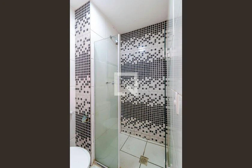 2-bedroom apartment in a building with a pool — photo 9