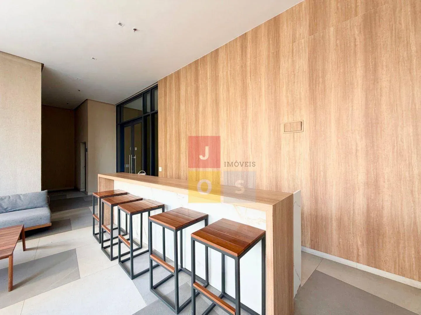 80 m² apartment with 2 bedrooms and a glass balcony — photo 100