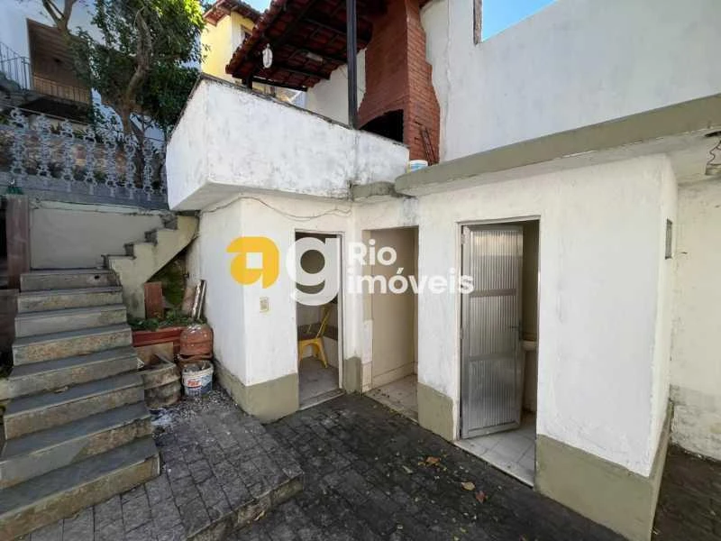 Casa com 3 quartos, 3 banheiros e 4 vagas — photo 28