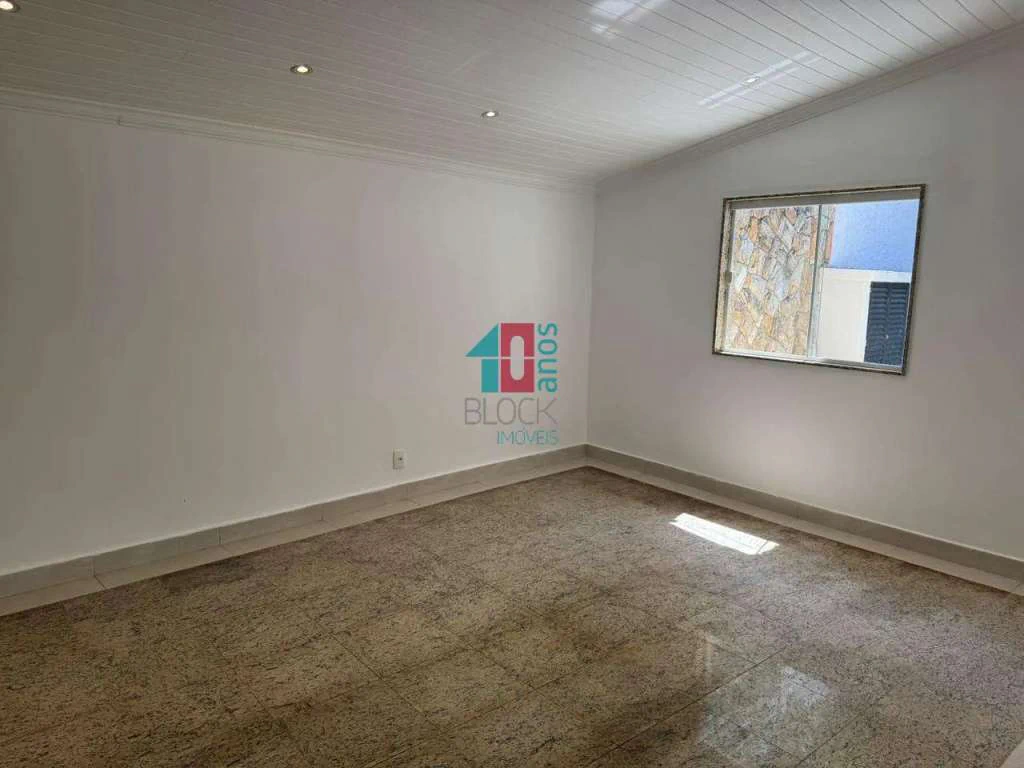 Casa em condomínio fechado de 470 m² com 3 quartos — photo 18