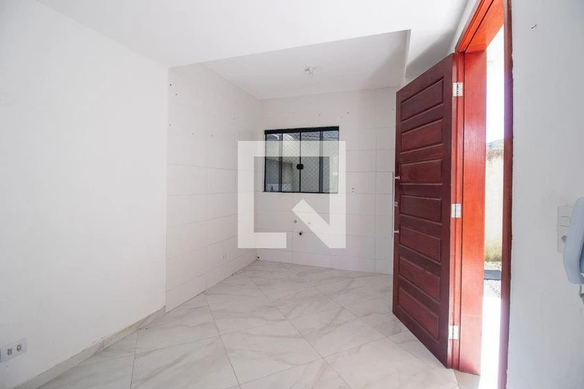 2-bedroom house with a private garden — photo 2
