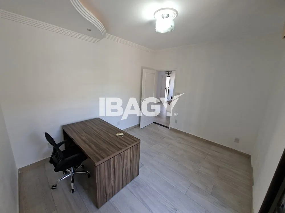Furnished house with 5 bedrooms and gas kitchen — photo 23