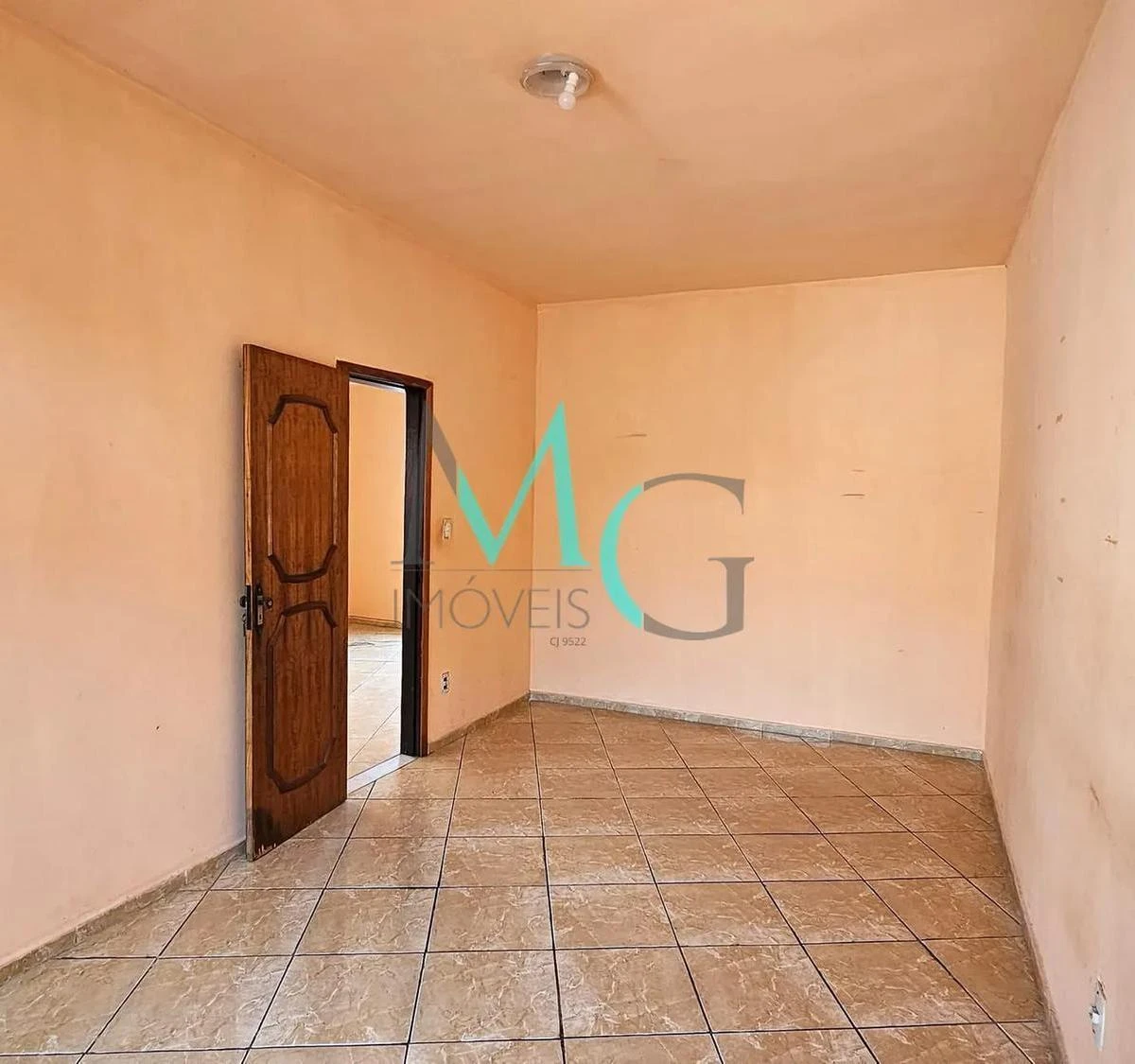Two-bedroom house with balcony and 1 bathroom — photo 19