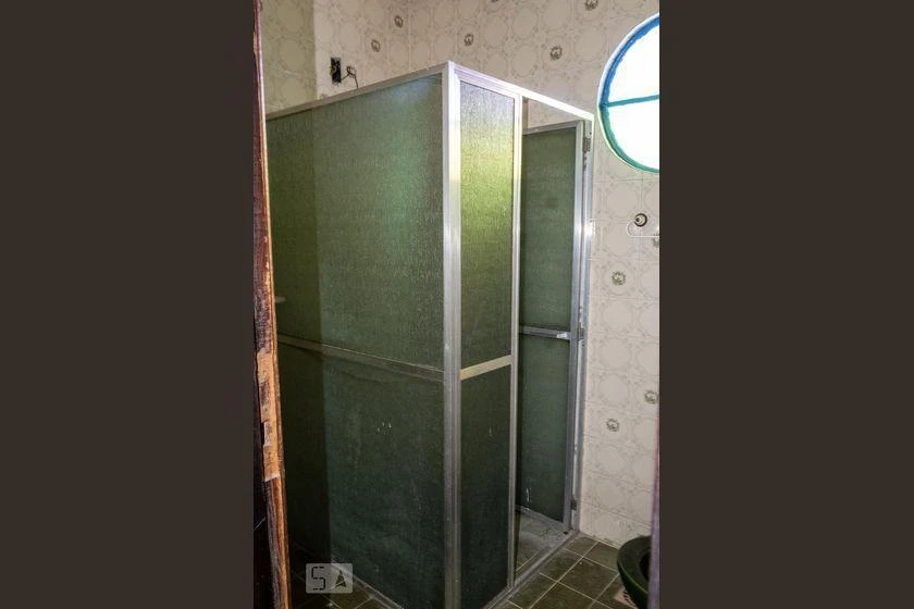 Rental house with 4 bedrooms and 200 m² — photo 22