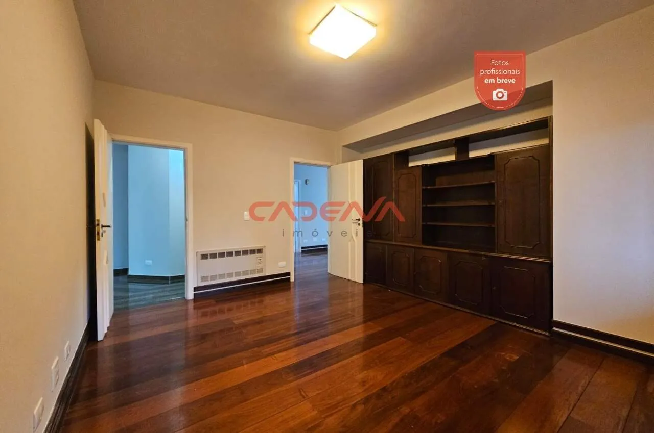 Unfurnished apartment with 4 bedrooms and 2 parking spots — photo 5