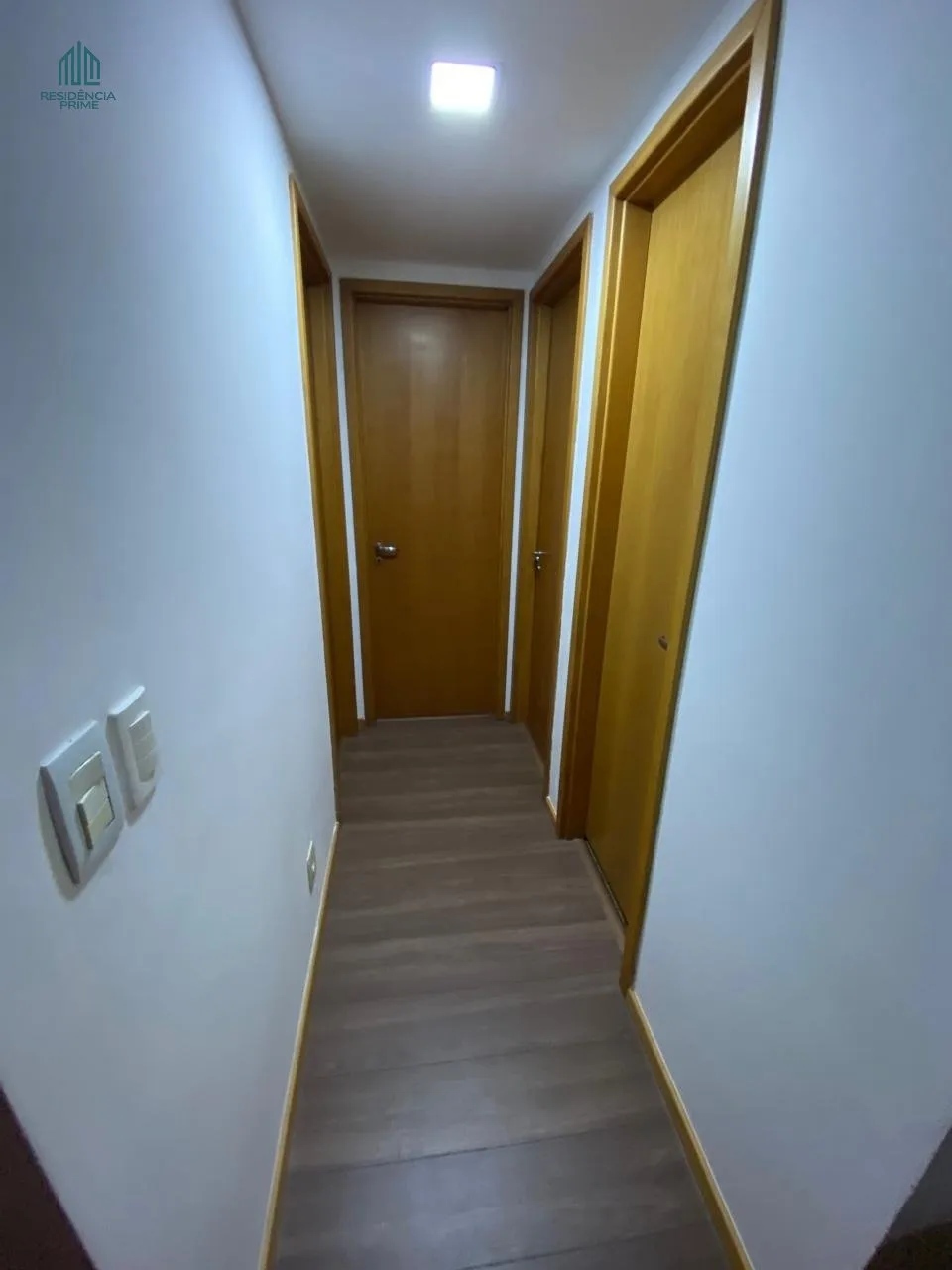 Furnished 3-bedroom apartment with 3 bathrooms — photo 17