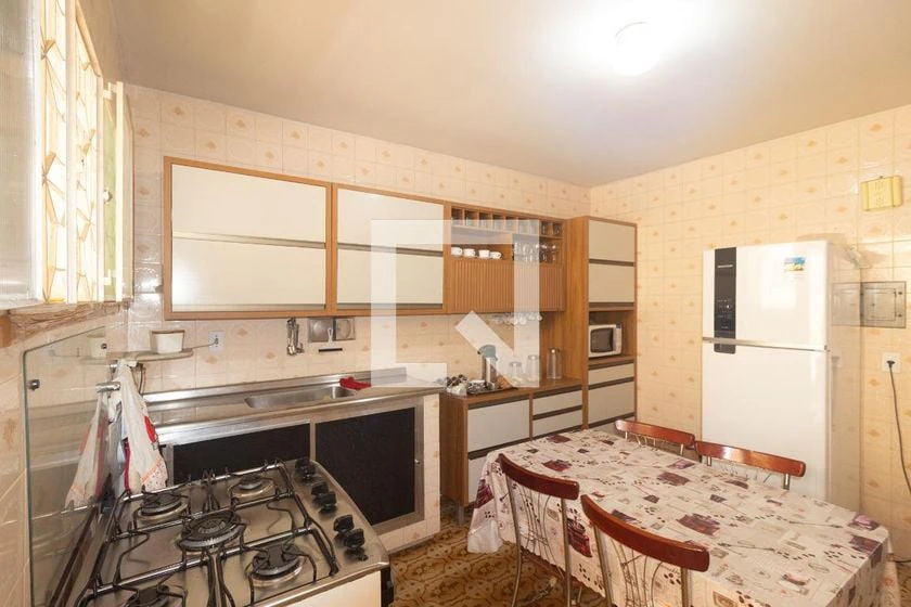 Garden in a 3-bedroom house, 200 m² — photo 2