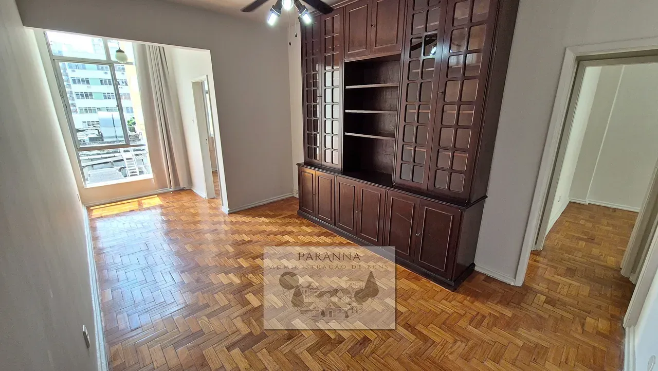 Home office in a 3-bedroom apartment, 100 m²