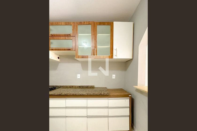 Apartamento en alquiler con 2 dormitorios y 75 m² — photo 27