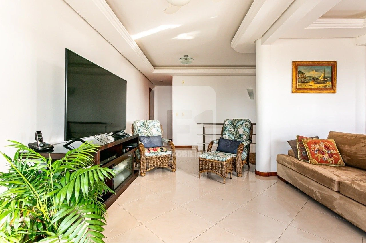 347 m² apartment with 3 en-suite bedrooms and private BBQ — photo 2