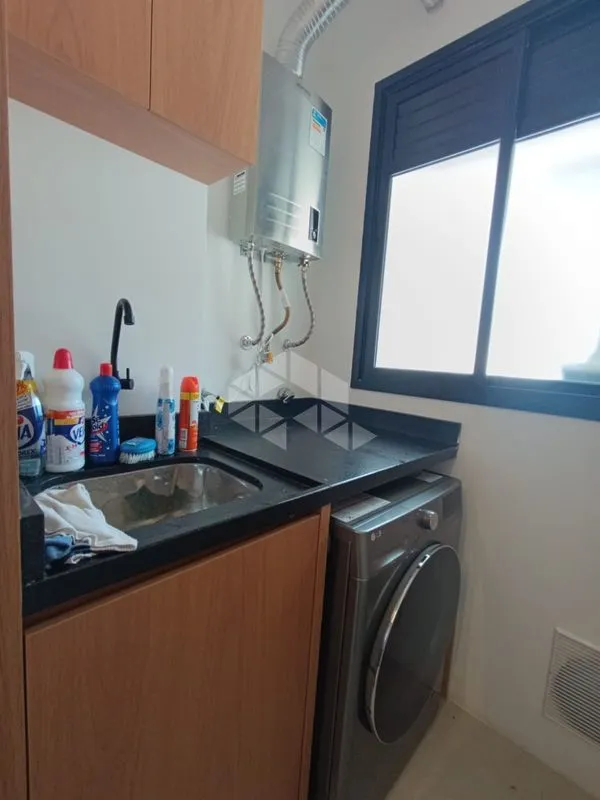 Apartamento amueblado de 2 habitaciones con jardín privado — photo 9