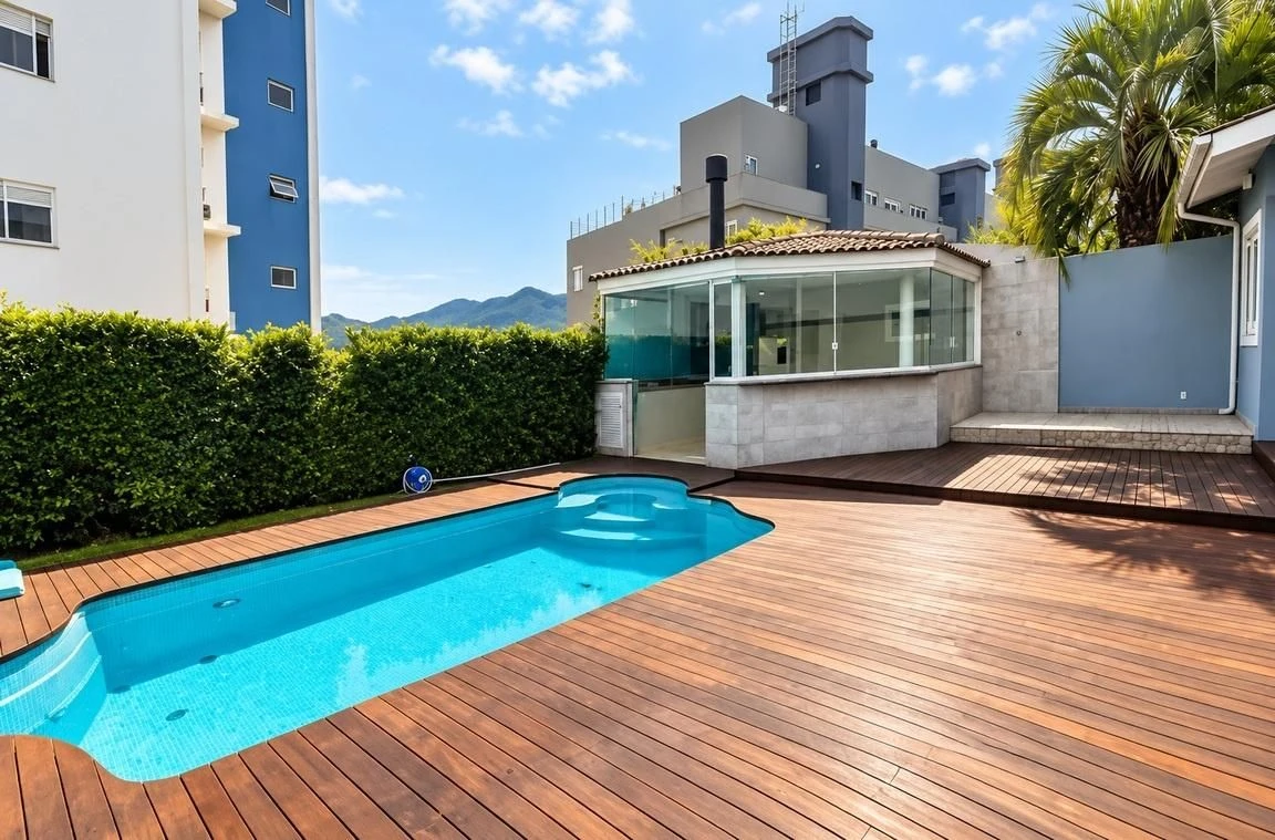 House, 207 m², with a water view — photo 10
