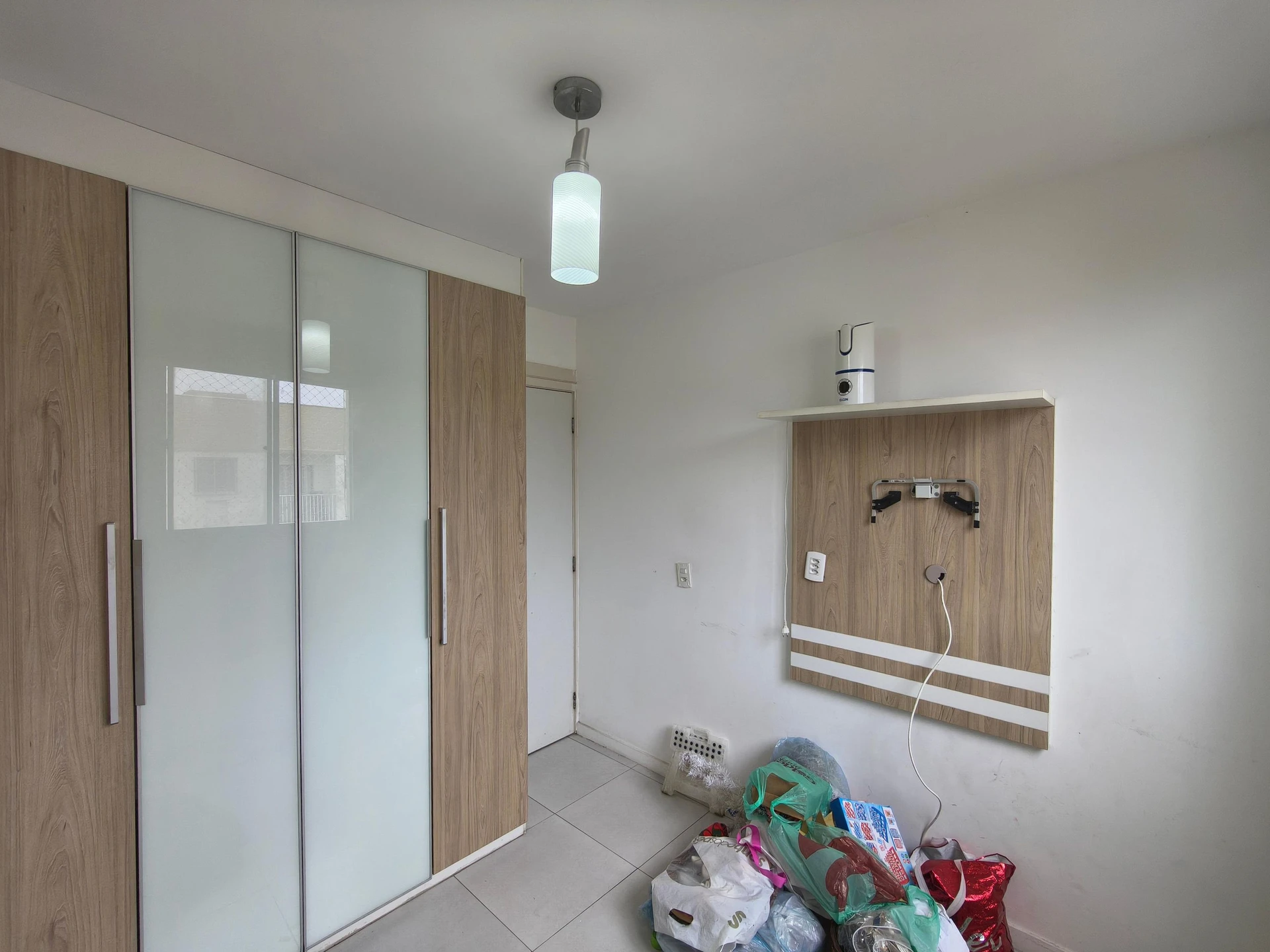 2-bedroom apartment in a building with a gym — photo 19