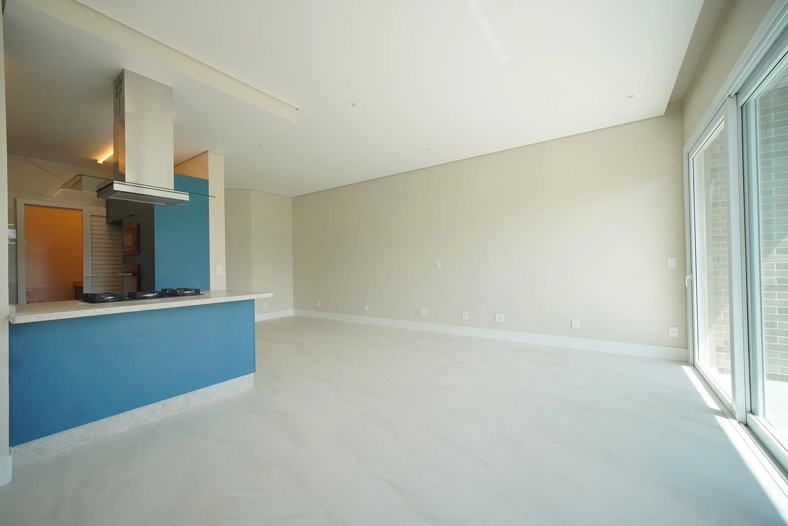 Джакузі та 3 спальні: квартира 159 м² — photo 2