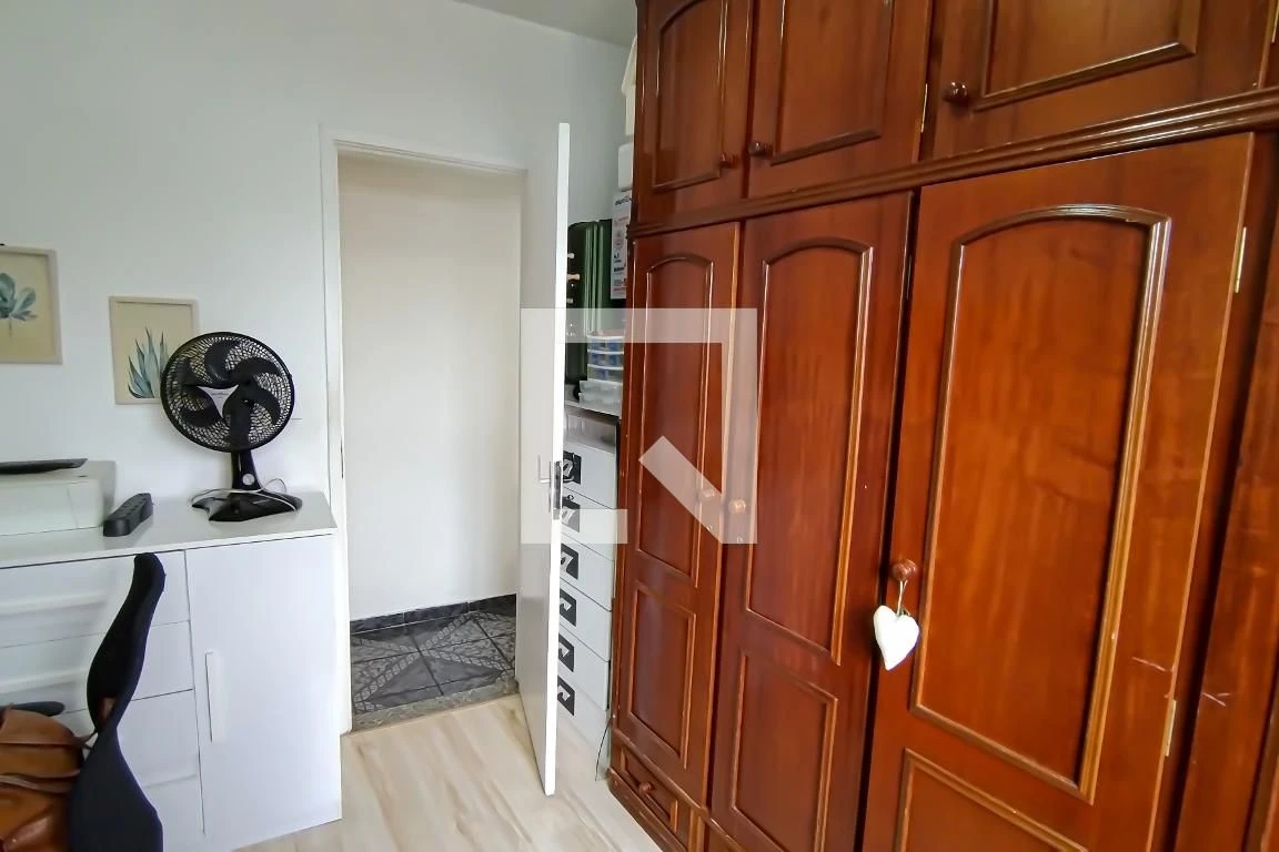 2-bedroom apartment with a washing machine — photo 22