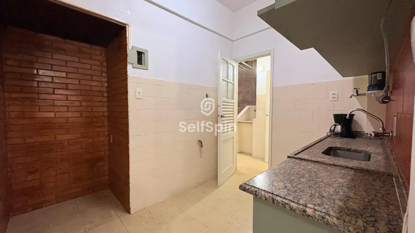 Unfurnished 2-bedroom apartment with 1 parking spot — photo 9